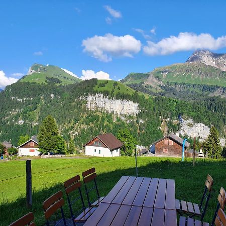 Stockhutte,Berggasthaus Hotel Emmetten Buitenkant foto